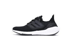 Tênis Adidas UltraBoost 22 - Preto e Branco - Feminino 