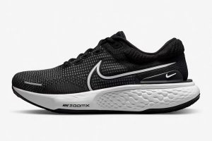 Tênis Nike ZoomX Invincible Run Flyknit 2 - Preto e Prata - Masculino  