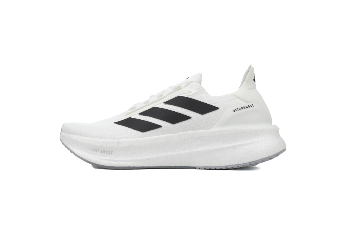 Tênis Adidas Ultraboost 5x - Preto e Branco - Feminino 